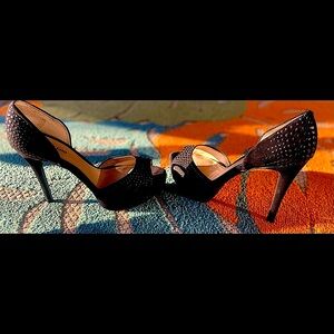 Gianni Bini Black Peep Toe soft stud platform heels